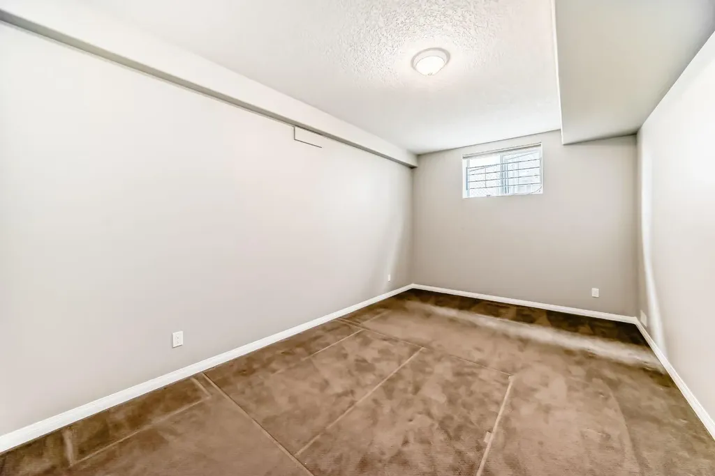 35 Arbour Vista Way NW Calgary AB T3G 4R1