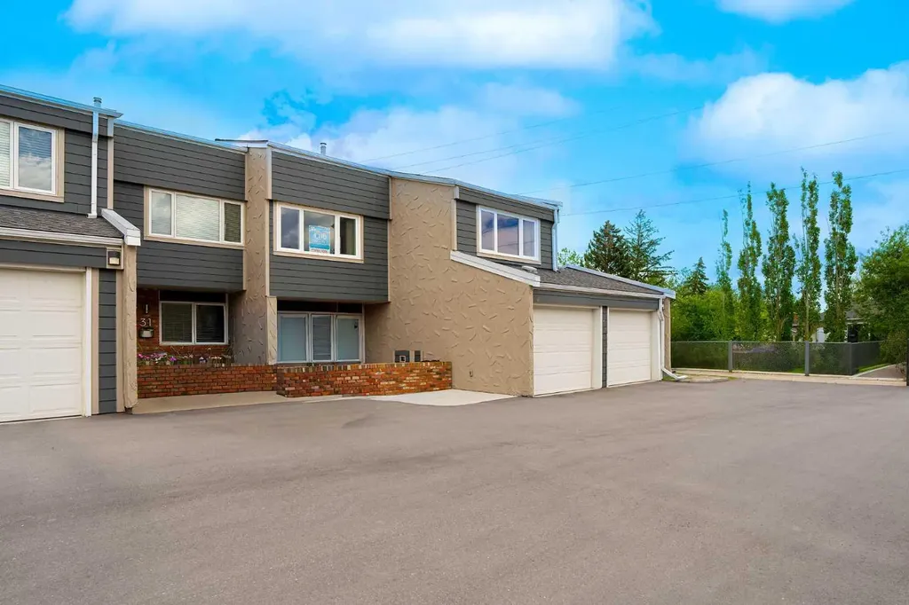 228 Theodore Place NW Calgary AB T2K 5S1