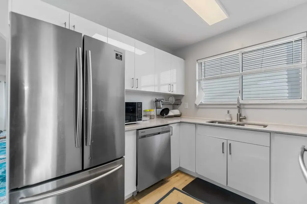 3806 Catalina Boulevard NE Calgary AB T1Y 6Y3