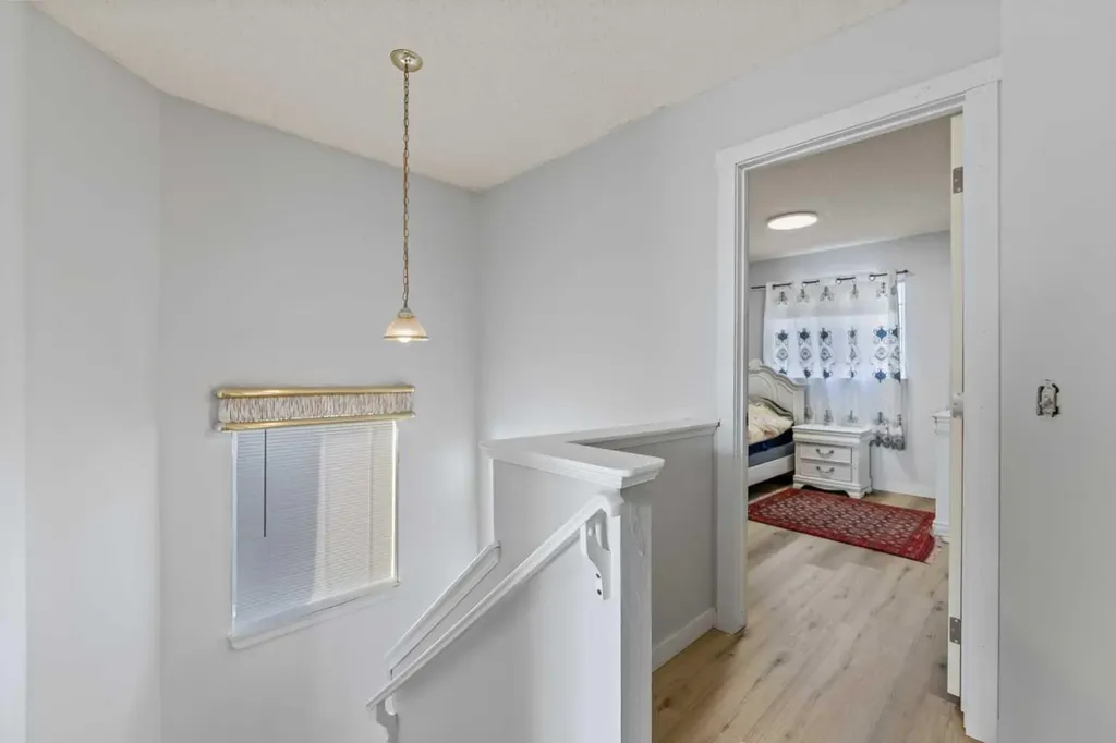 3806 Catalina Boulevard NE Calgary AB T1Y 6Y3