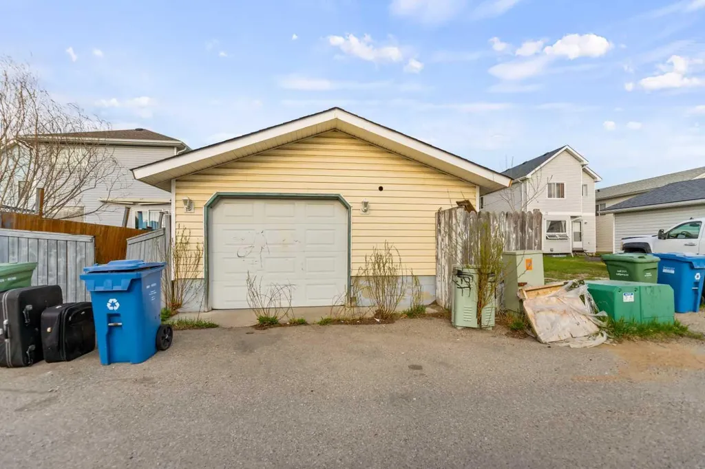 3806 Catalina Boulevard NE Calgary AB T1Y 6Y3