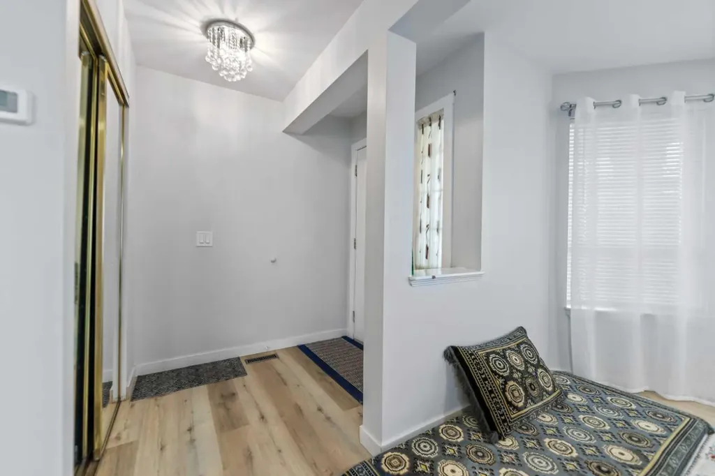 3806 Catalina Boulevard NE Calgary AB T1Y 6Y3