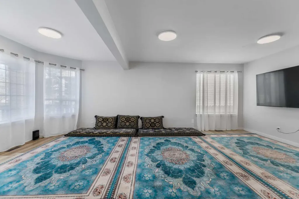 3806 Catalina Boulevard NE Calgary AB T1Y 6Y3