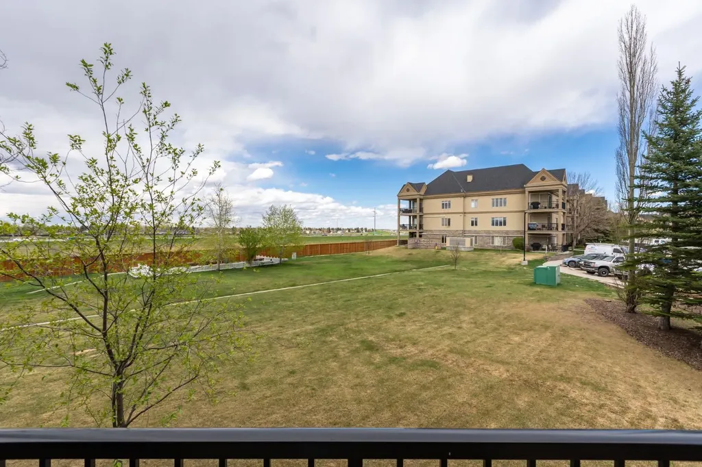 30 Cranfield Link SE Calgary AB T3M 0C4