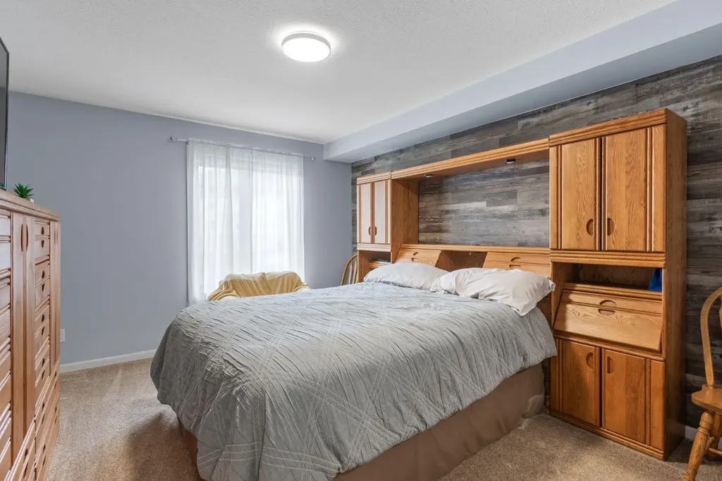 30 Cranfield Link SE Calgary AB T3M 0C4