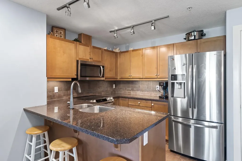 30 Cranfield Link SE Calgary AB T3M 0C4