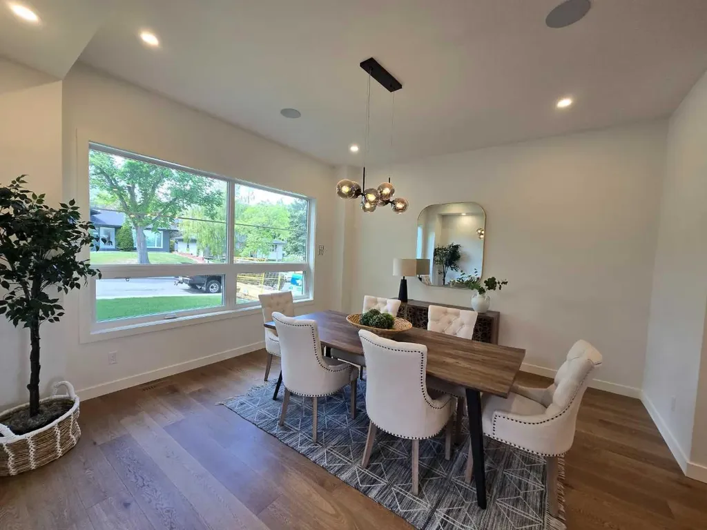 90 Hartford Road NW Calgary AB T2K 2A5