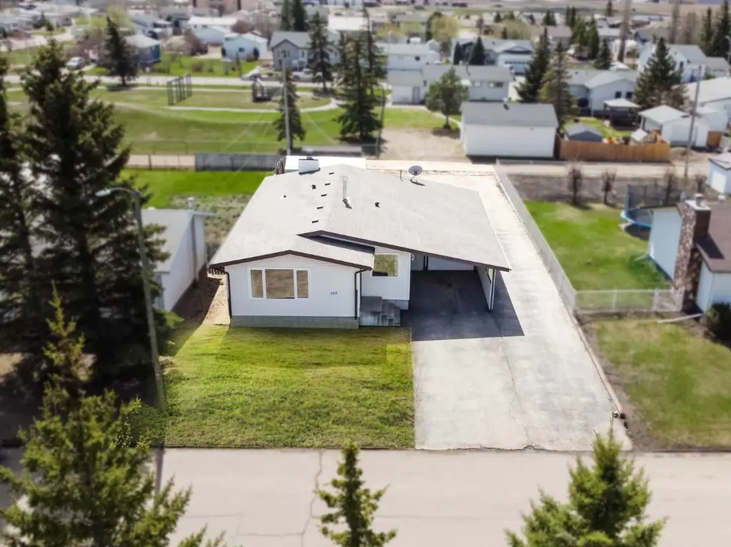 107 4 Avenue SW Falher AB T0H 1M0