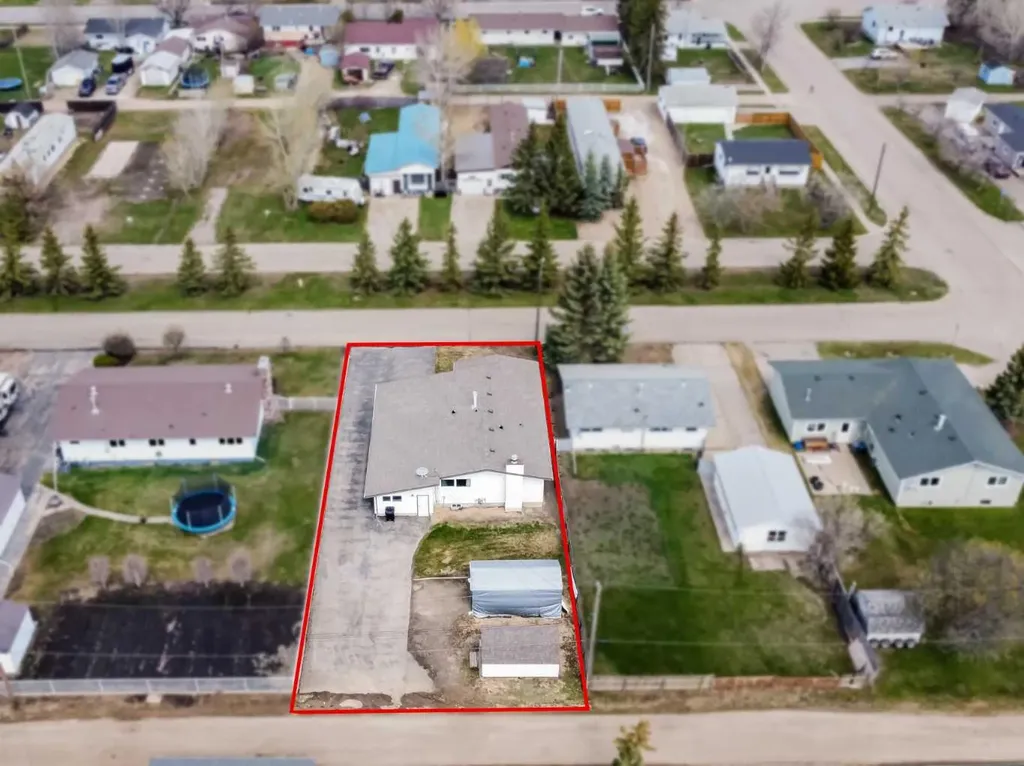 107 4 Avenue SW Falher AB T0H 1M0