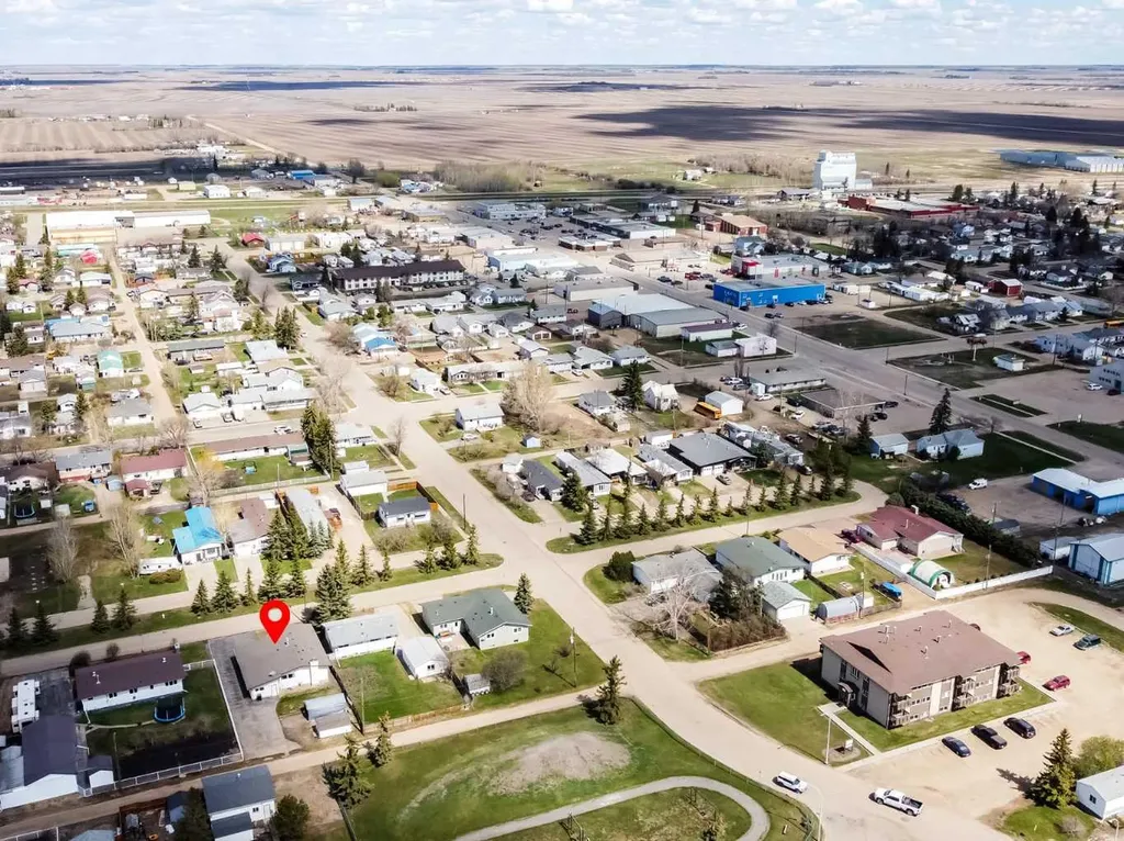 107 4 Avenue SW Falher AB T0H 1M0