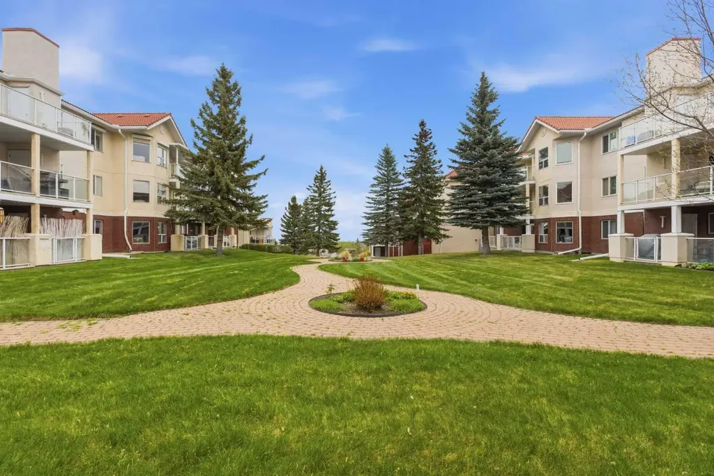 1818 Simcoe Boulevard SW Calgary AB T3H 3L9