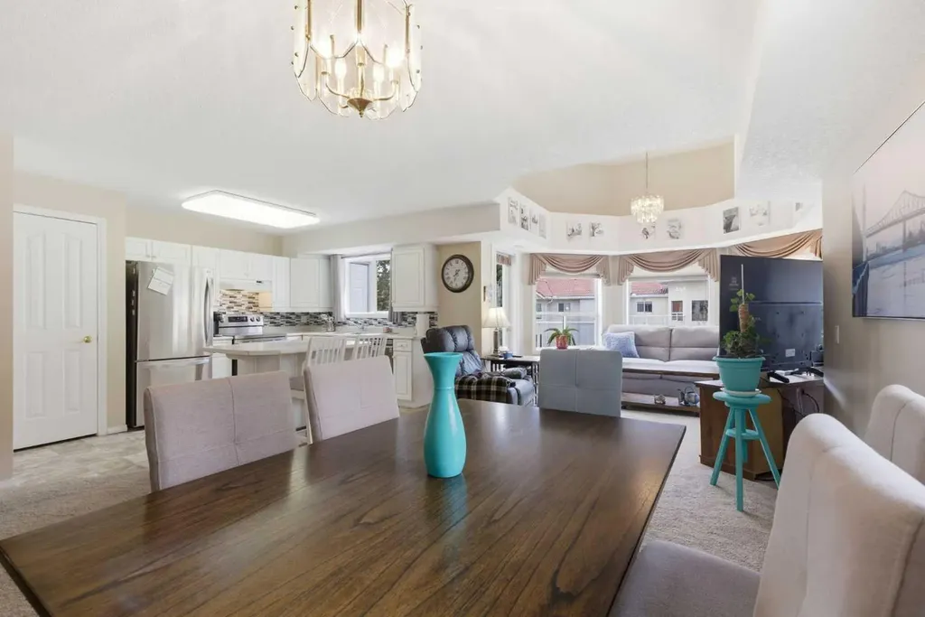 1818 Simcoe Boulevard SW Calgary AB T3H 3L9