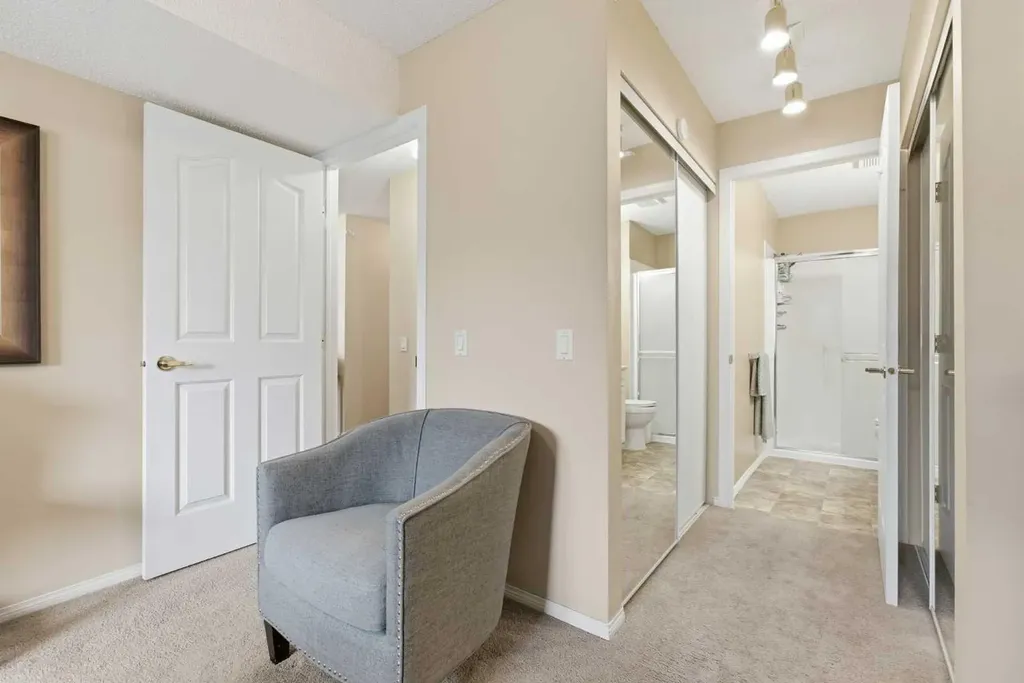 1818 Simcoe Boulevard SW Calgary AB T3H 3L9