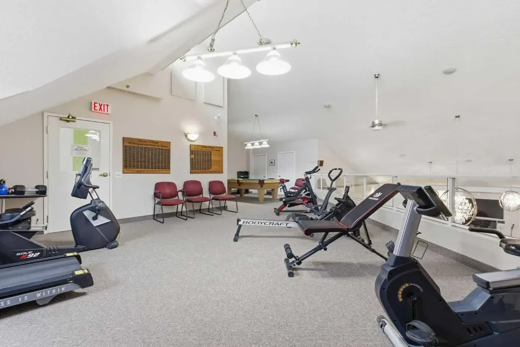 1818 Simcoe Boulevard SW Calgary AB T3H 3L9