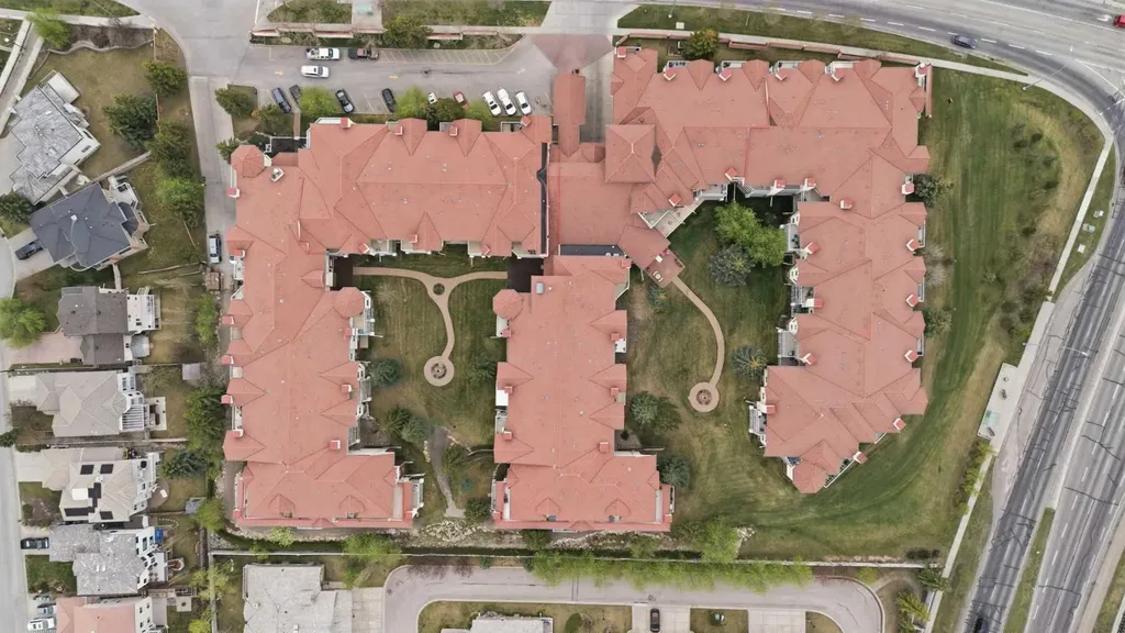 1818 Simcoe Boulevard SW Calgary AB T3H 3L9