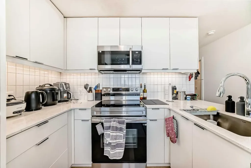 8500 19 Avenue SE Calgary AB T2A 0M8