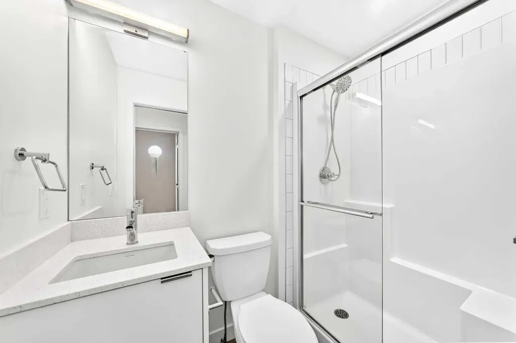 8500 19 Avenue SE Calgary AB T2A 0M8