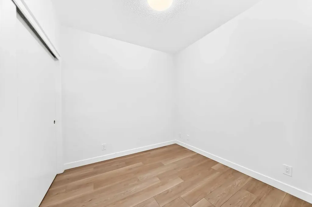 8500 19 Avenue SE Calgary AB T2A 0M8