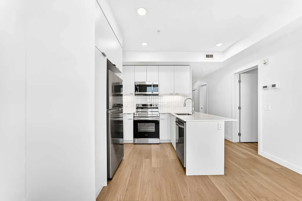 8500 19 Avenue SE Calgary AB T2A 0M8
