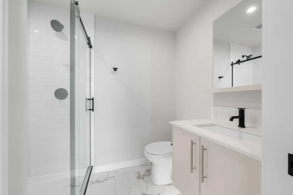 8375 Broadcast Avenue SW Calgary AB T3H 6N2