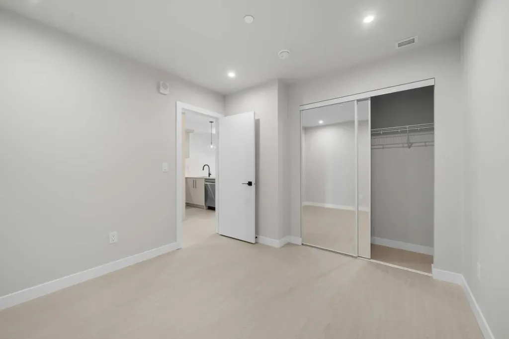 8375 Broadcast Avenue SW Calgary AB T3H 6N2