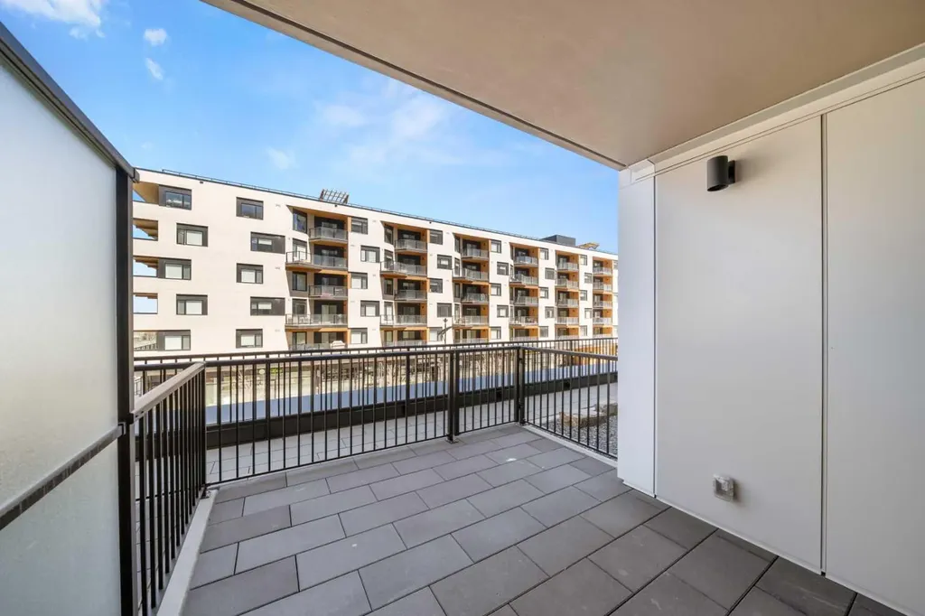 8375 Broadcast Avenue SW Calgary AB T3H 6N2