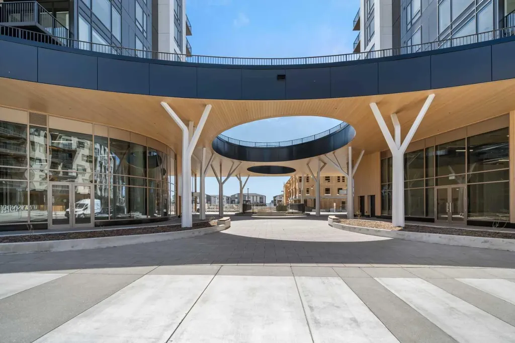 8375 Broadcast Avenue SW Calgary AB T3H 6N2