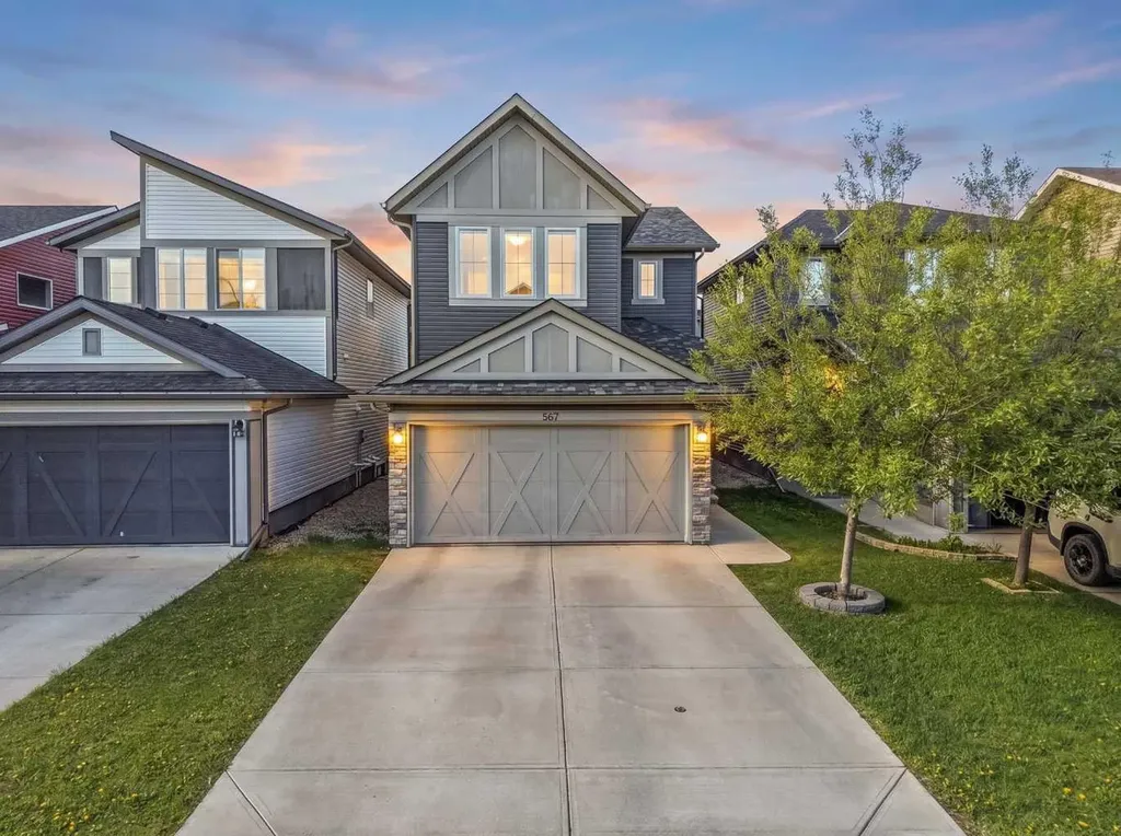 567 Evansborough Way NW Calgary AB T3P0M7