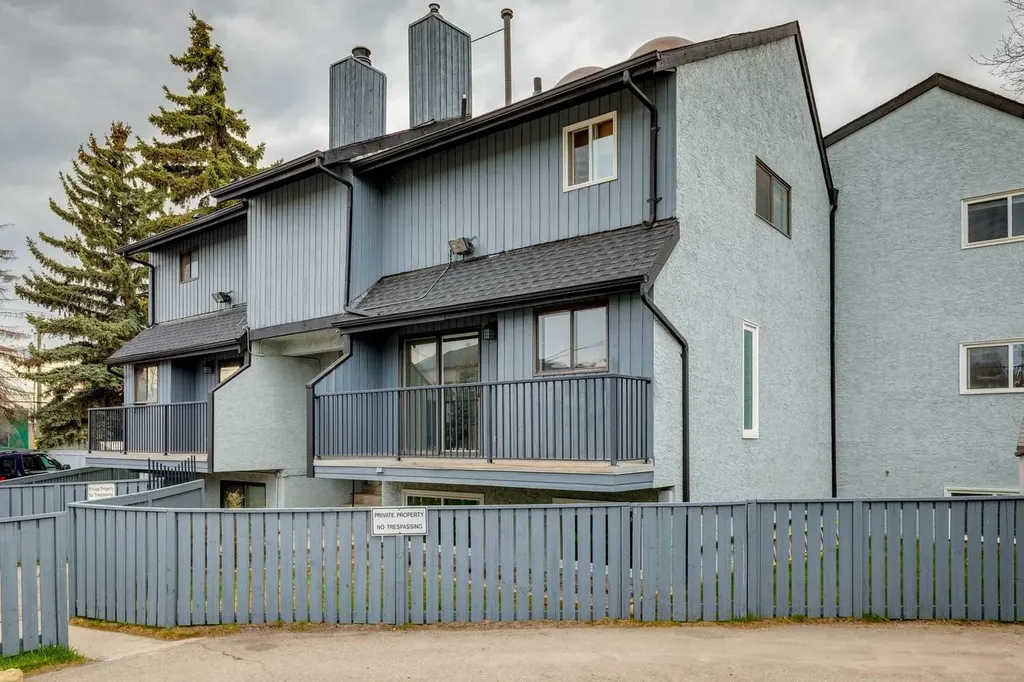 123 13 Avenue NE Calgary AB T2E 1B5