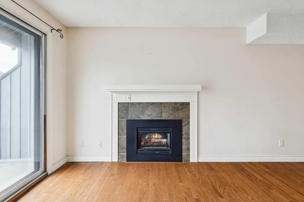 123 13 Avenue NE Calgary AB T2E 1B5