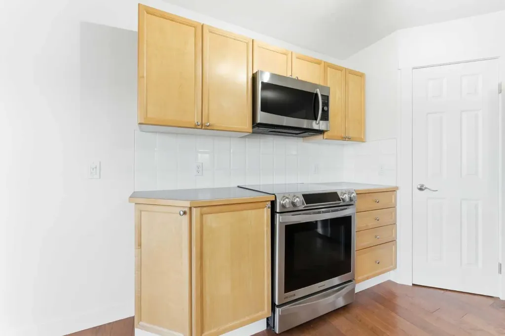 201 Crystalridge Rise Okotoks AB T1S 1W6