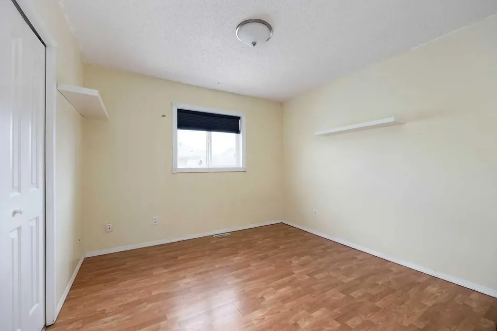 233 Bacon Place Fort Mcmurray AB T9K 1Z8
