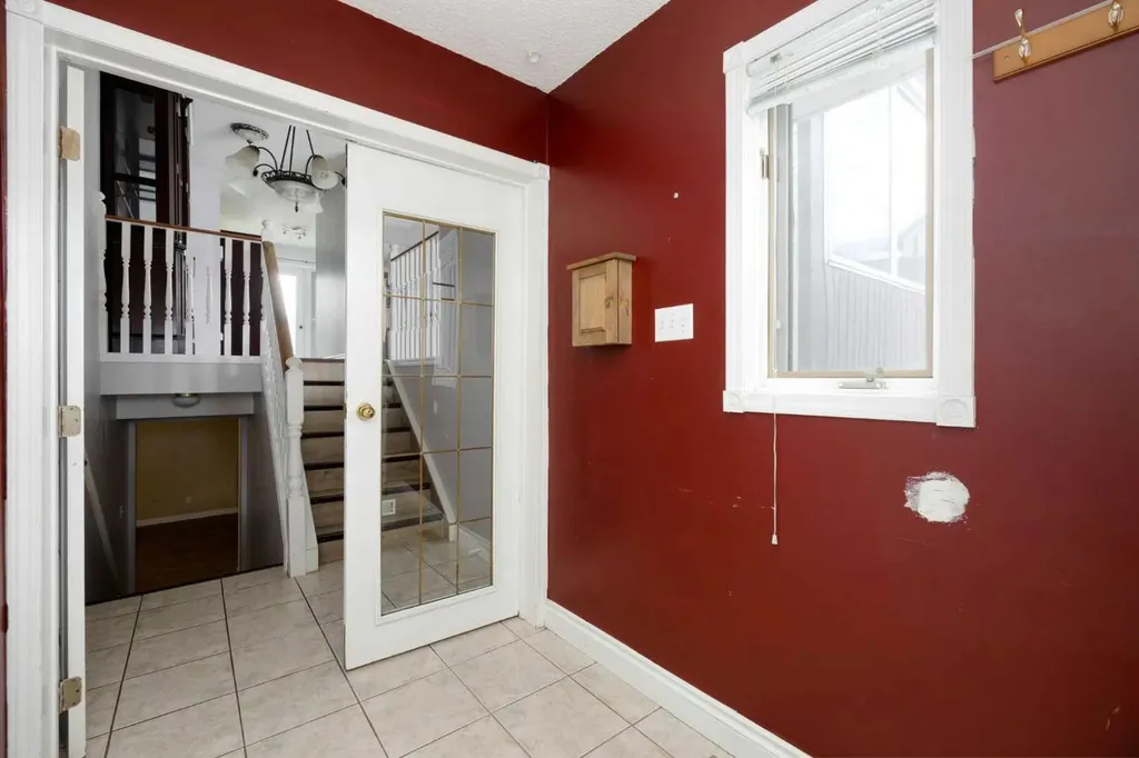 233 Bacon Place Fort Mcmurray AB T9K 1Z8