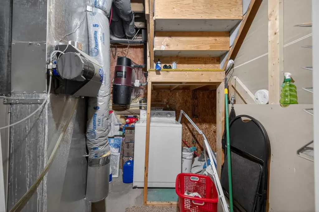 35 Erin Green Place SE Calgary AB T2B 3C2