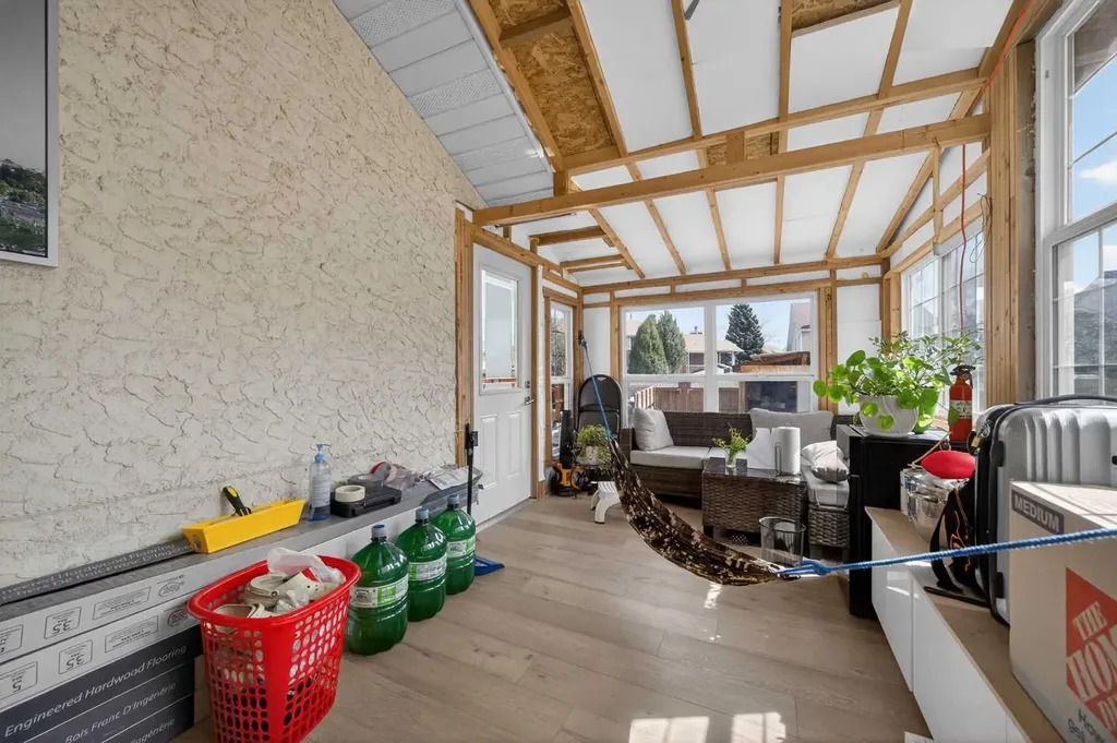 35 Erin Green Place SE Calgary AB T2B 3C2