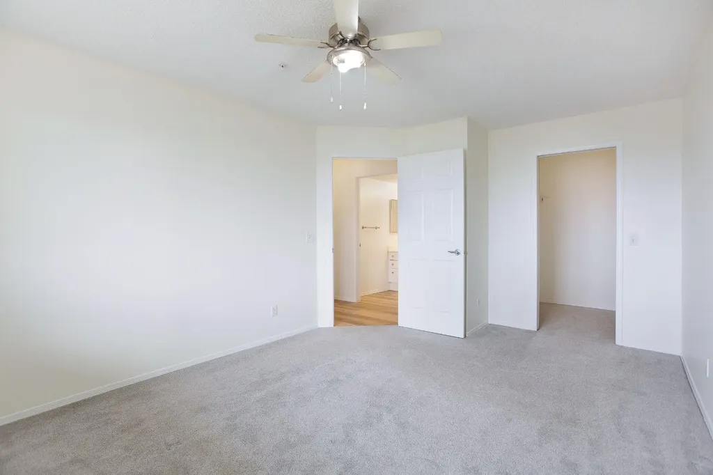 950 Arbour Lake Road NW Calgary AB T3G 5B3
