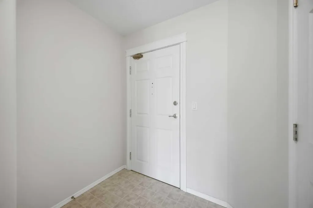 5034 53 Street Lacombe AB T4L 2K7