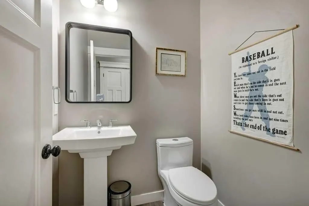 1233 Hillcrest Manor Estates Strathmore AB T1p1x1