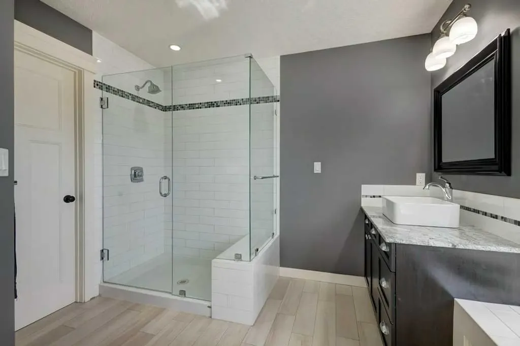 1233 Hillcrest Manor Estates Strathmore AB T1p1x1