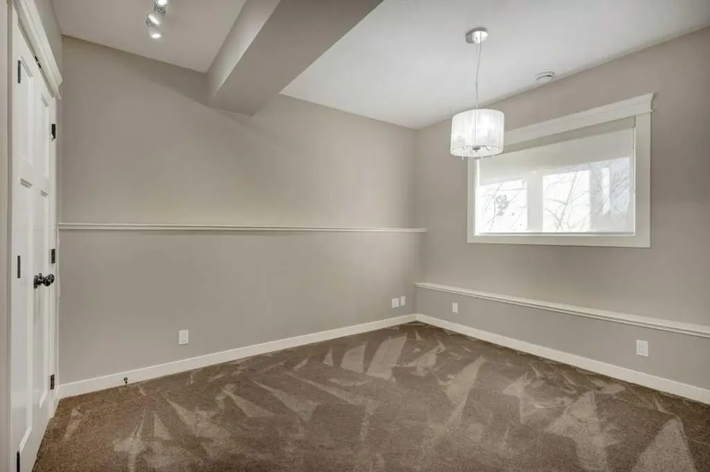 1233 Hillcrest Manor Estates Strathmore AB T1p1x1