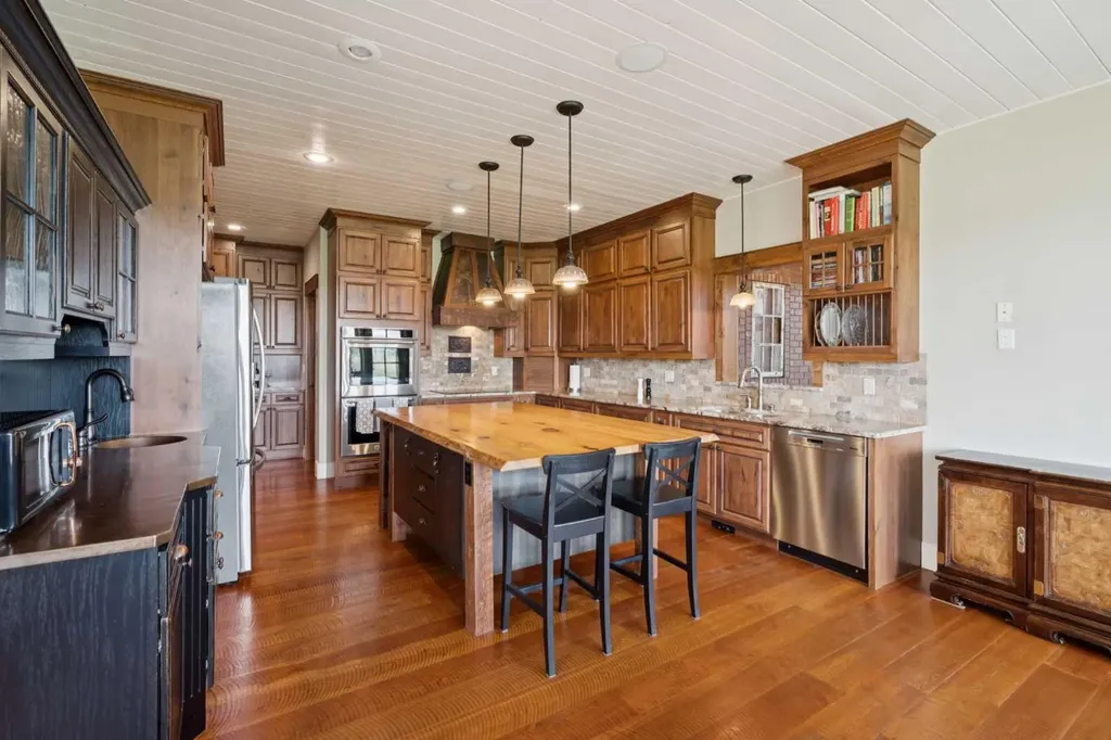 394049 12 Street E Rural Foothills County AB T1S 6C2
