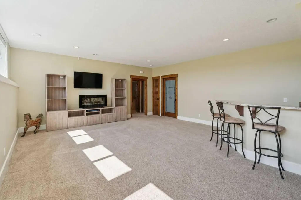 394049 12 Street E Rural Foothills County AB T1S 6C2