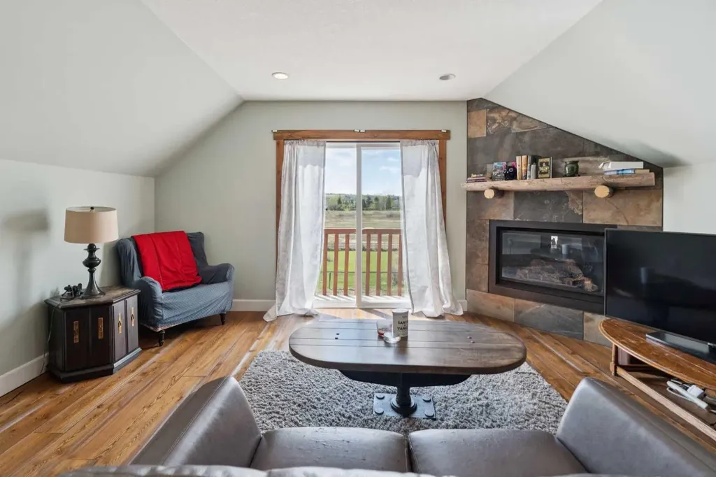 394049 12 Street E Rural Foothills County AB T1S 6C2