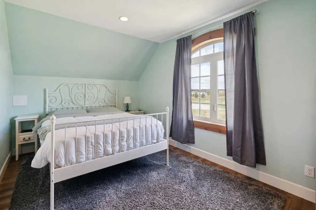394049 12 Street E Rural Foothills County AB T1S 6C2