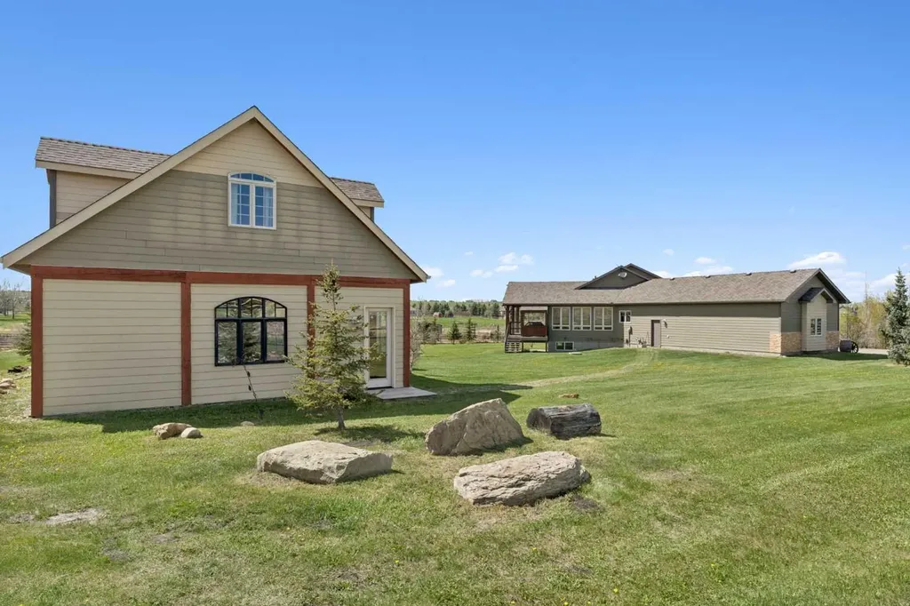 394049 12 Street E Rural Foothills County AB T1S 6C2