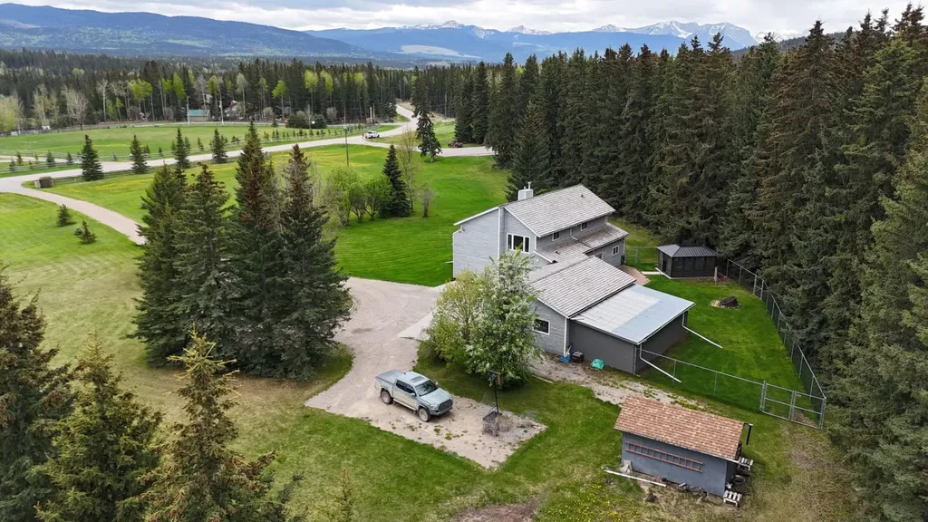 #14 - 50511 Highway 16 E - Maskuta Estates Hinton AB T7V 1X6