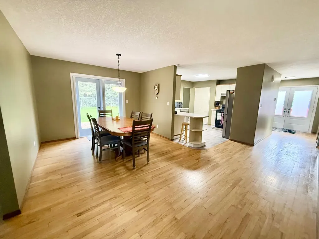 #14 - 50511 Highway 16 E - Maskuta Estates Hinton AB T7V 1X6