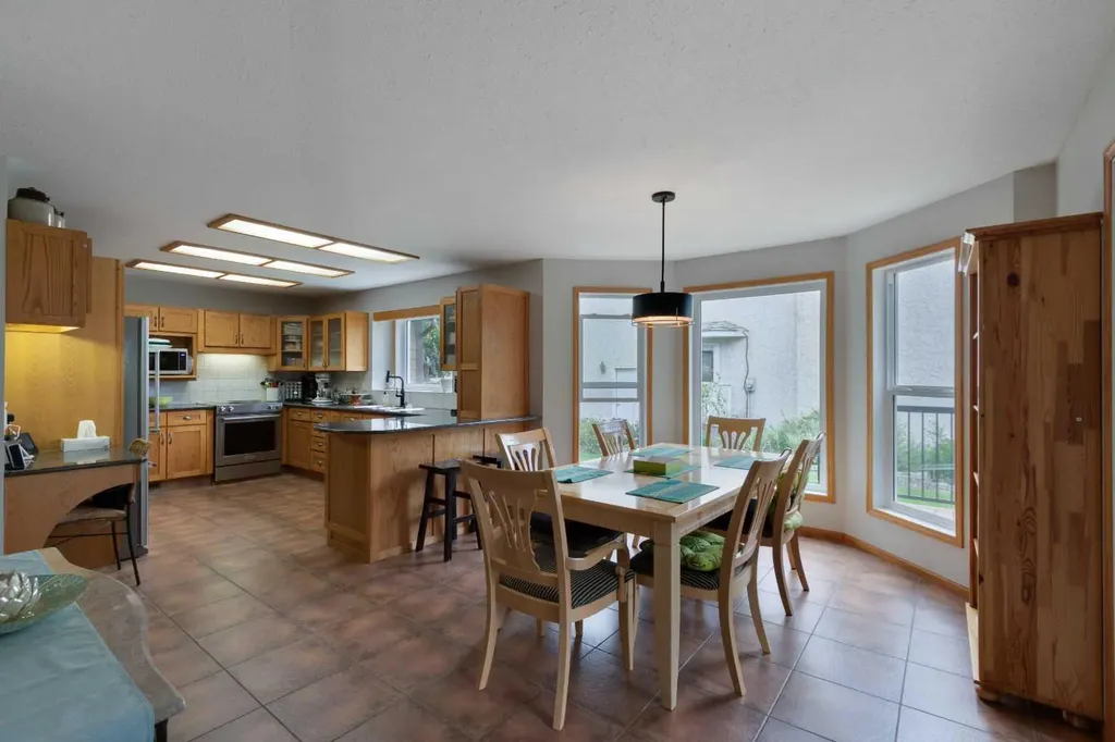 616 Memorial Avenue Vulcan AB T0L 2B0