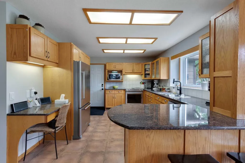 616 Memorial Avenue Vulcan AB T0L 2B0