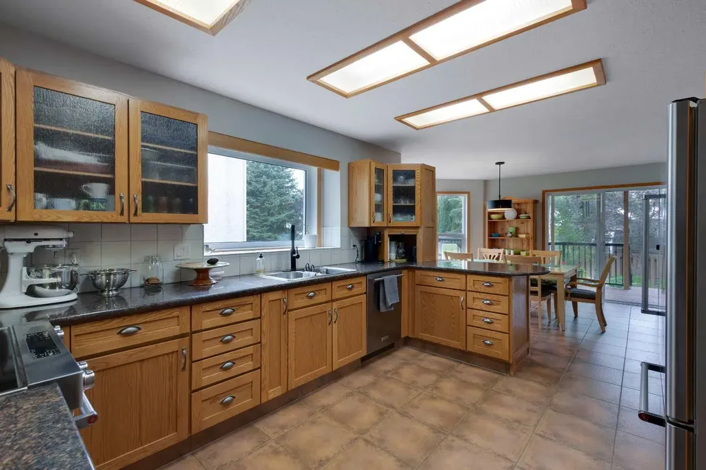 616 Memorial Avenue Vulcan AB T0L 2B0